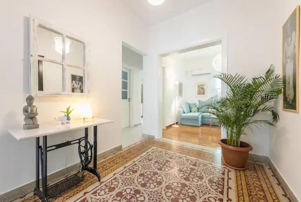 Casa Pamisou Near Attiki Metro Station Apartment Athens Ngoại thất bức ảnh