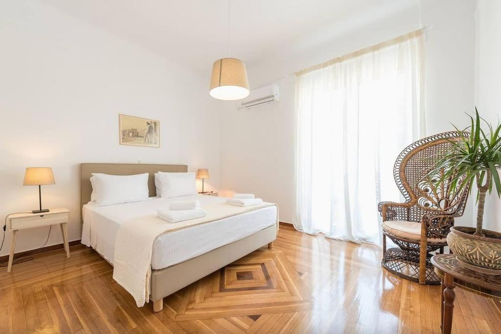 Casa Pamisou Near Attiki Metro Station Apartment Athens Ngoại thất bức ảnh