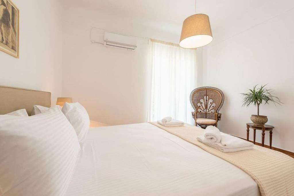 Casa Pamisou Near Attiki Metro Station Apartment Athens Ngoại thất bức ảnh